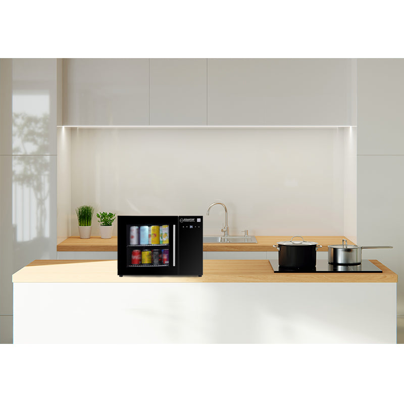 Refrigerador de bebidas de mostrador Equator de 25 pulgadas, 40 latas, control táctil, 110V
