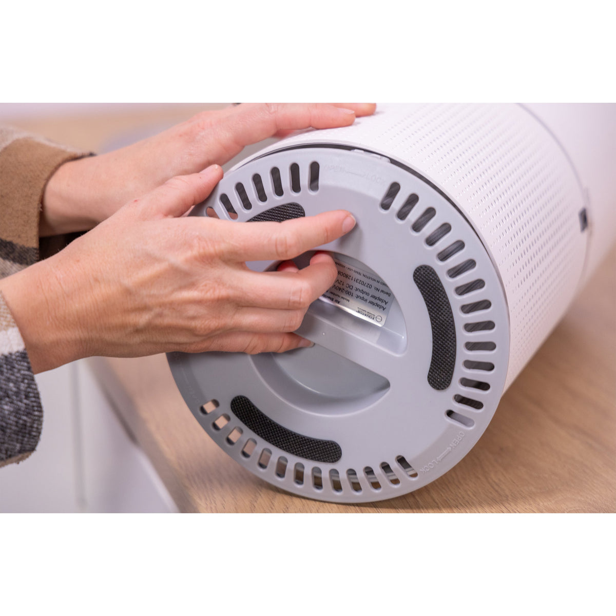 Equator HEPA Air Purifier/Sterilizer PET Option ION Smoke Remover 269sf 110V