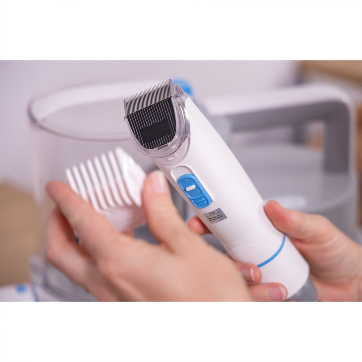 Equator 2.5L/120V Advanced Pet Groomer w/ Adjustable Clipping Comb and Detachable Hose